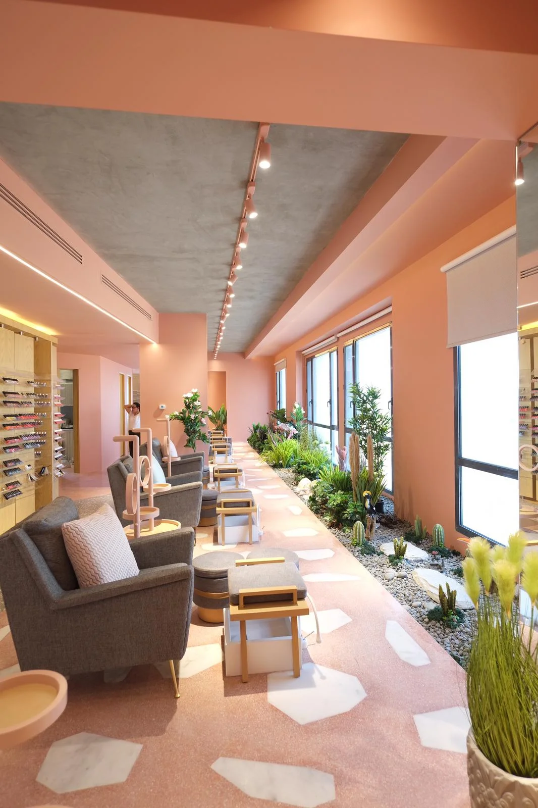 PHOTO-2019-05-21-16-02-22 2.jpg