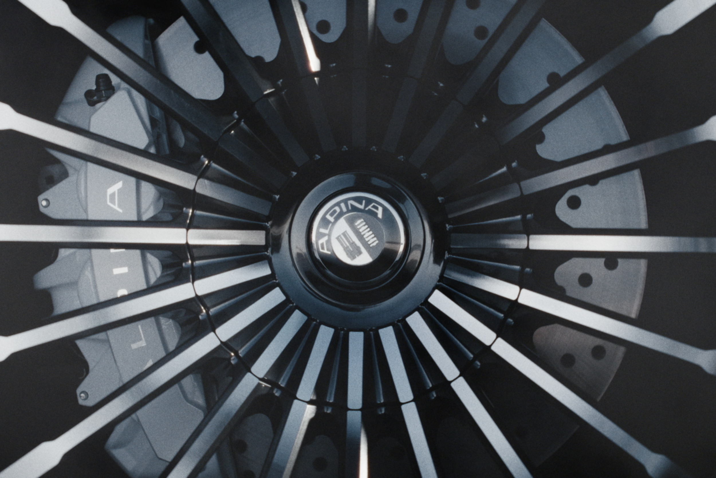 BMW_ALPINA_TVK_CLIENT_SCREENGRAB_9.png