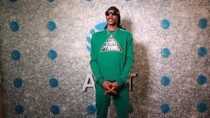 Snoop Dream in Black