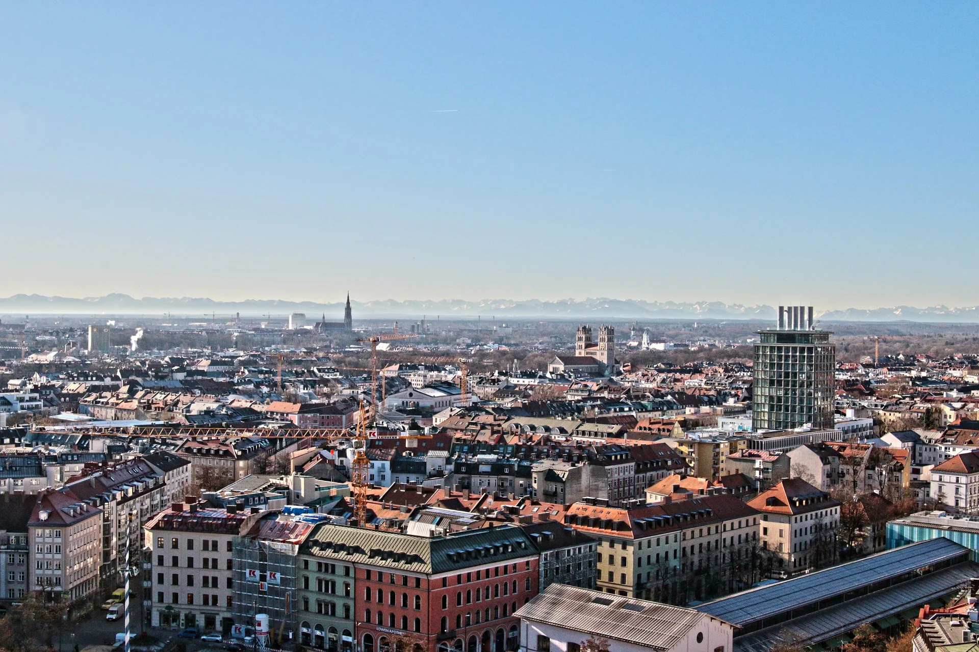 munich-573298_1920.jpg