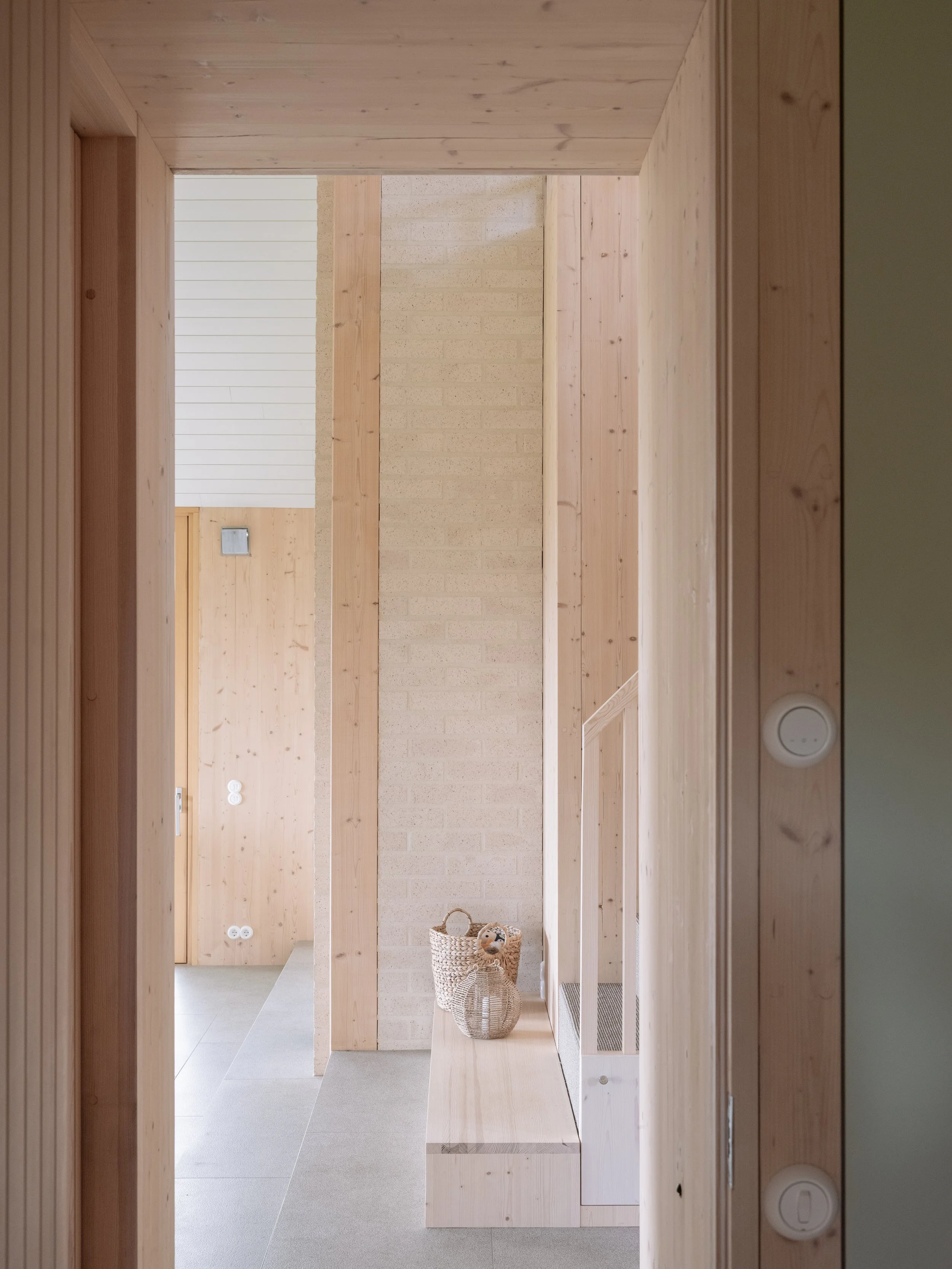 yellowhouse_133.jpg