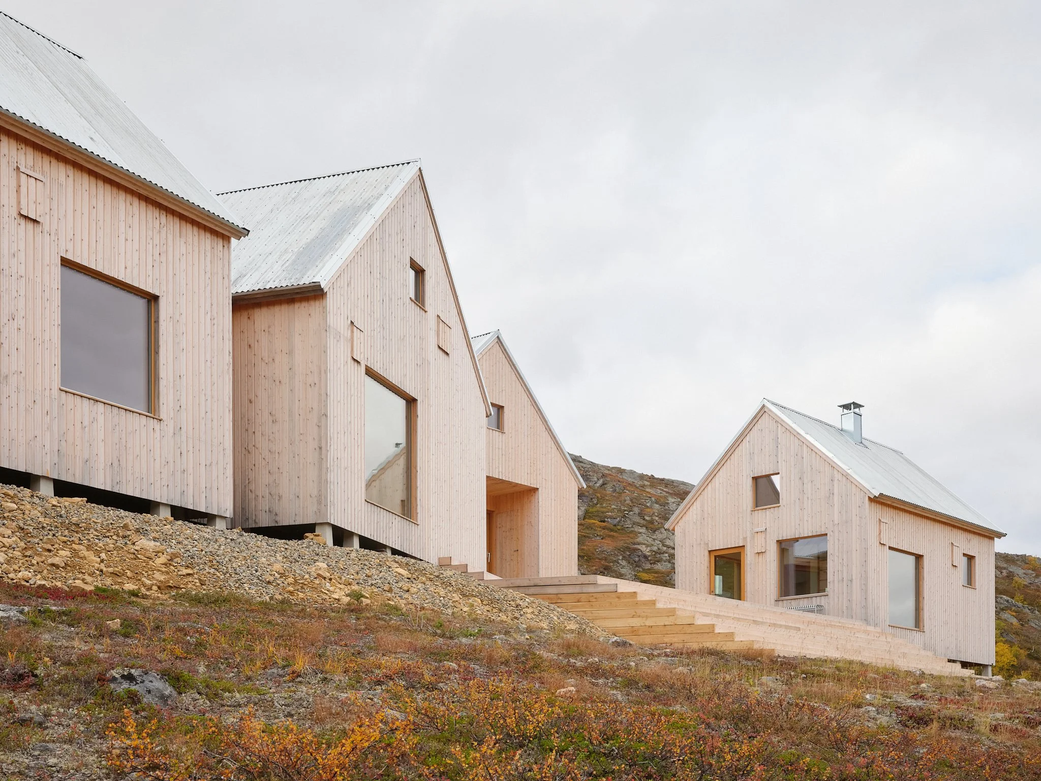 4 cabin house 0207.jpg