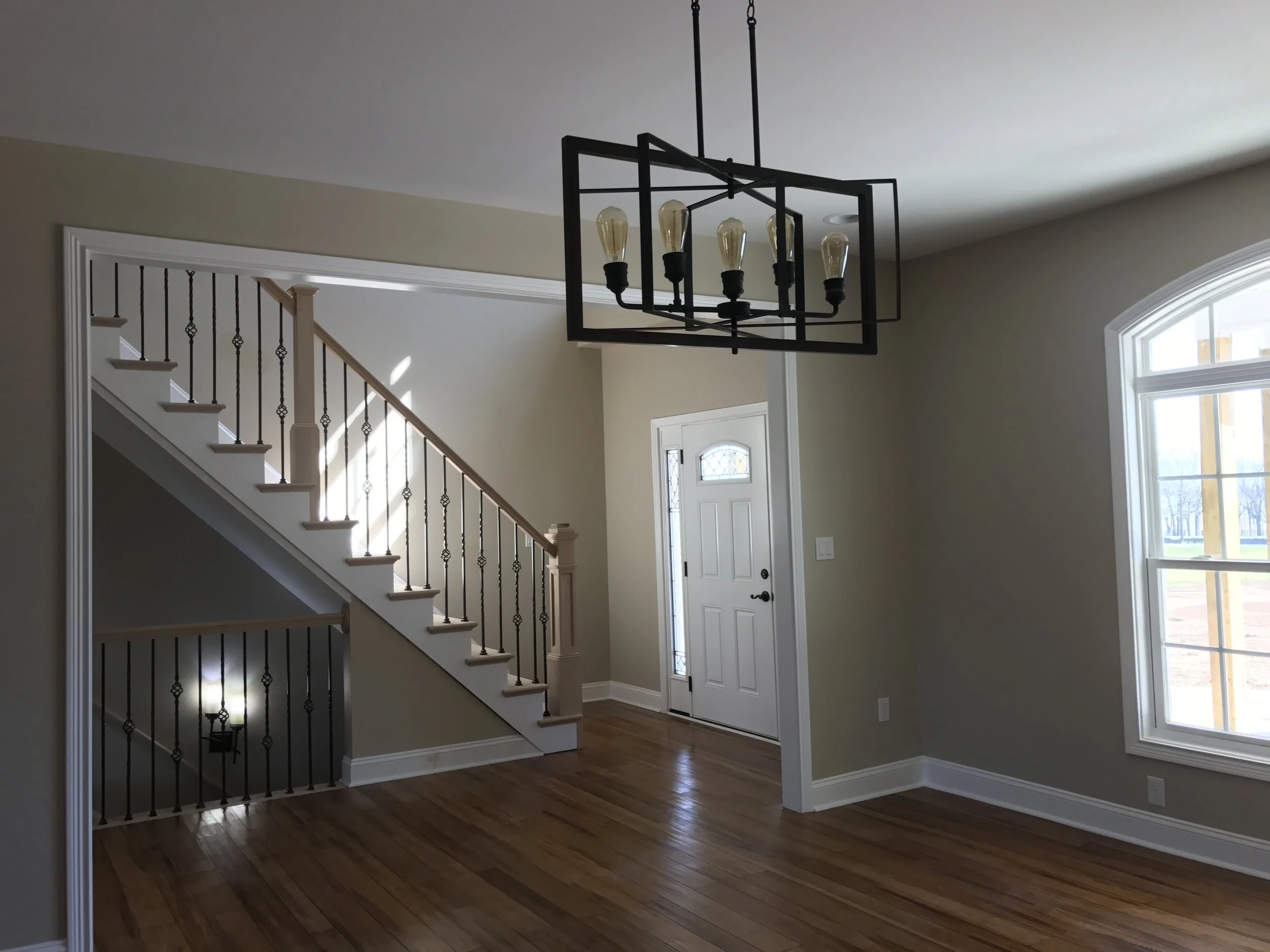 Beautiful lighting throughout this Spacious Splendor, gives this home just the right finishing touch.