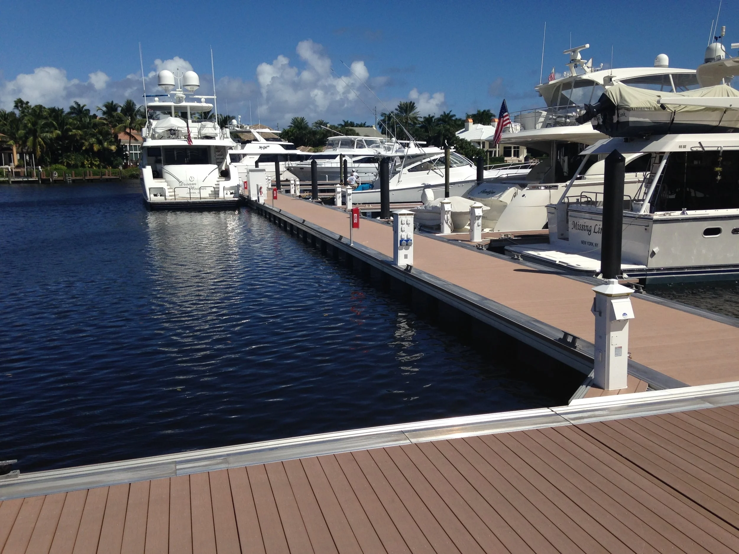 THE CLUB AT ADMIRAL'S COVE