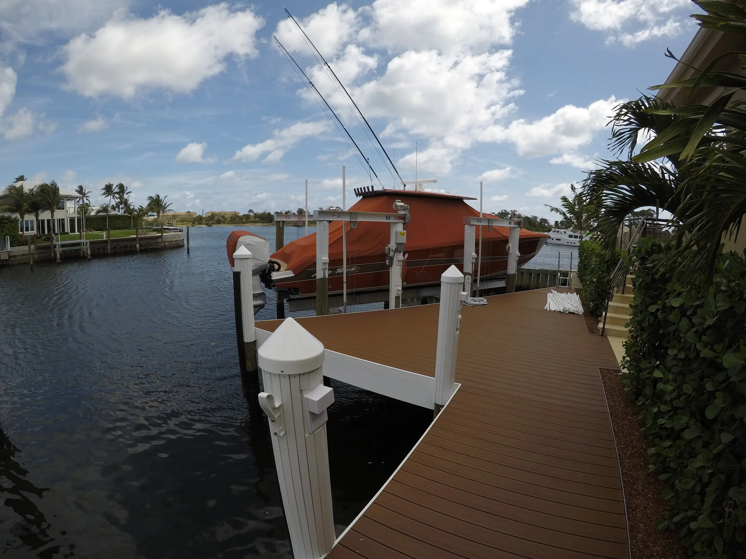 "ace boat lifts" 32,000 lb capacity, 8-post, 4-motor e-drive lift. install by admiral.