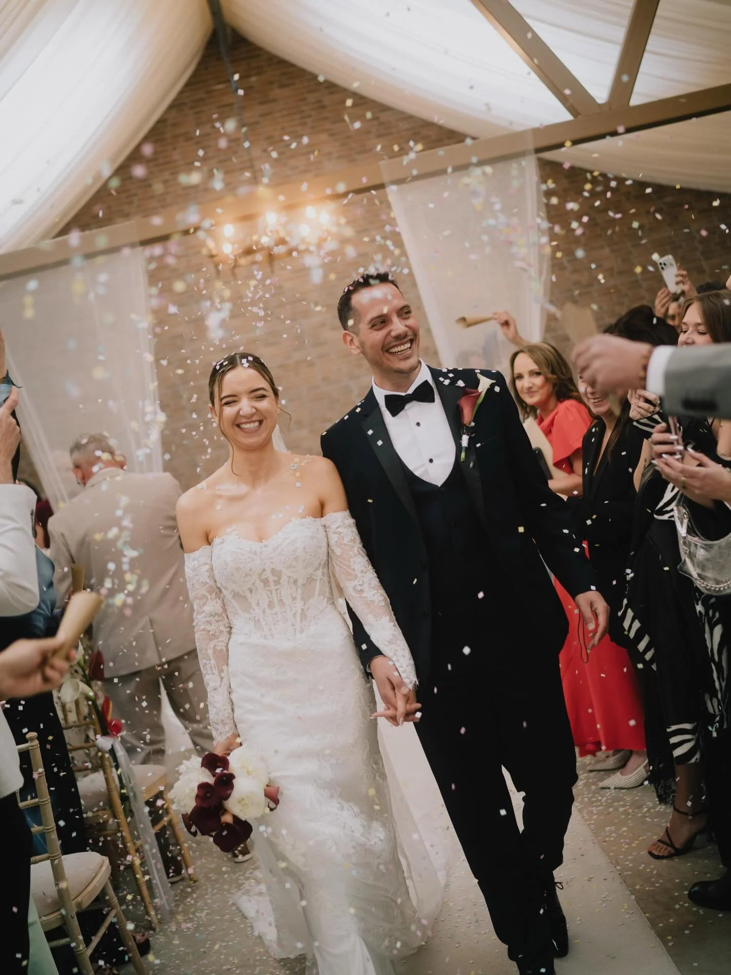 Rachel &amp; Diego two beautiful gentle souls joined their Chilean &amp; Irish families together for a beautiful shindig in Drumhalla yesterday&hellip;
Imagine the love in the room, friends from childhood reunited, family reconnected from across the 