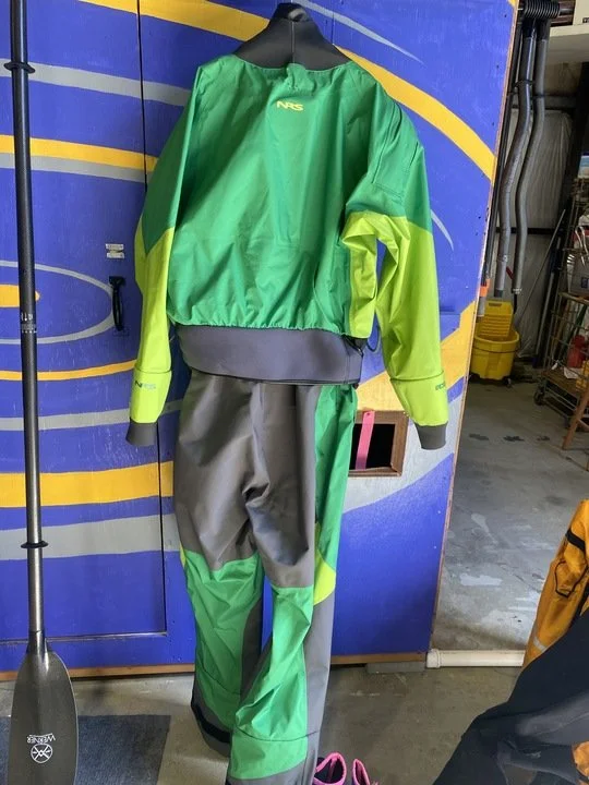 Drysuit GreenXL.jpg