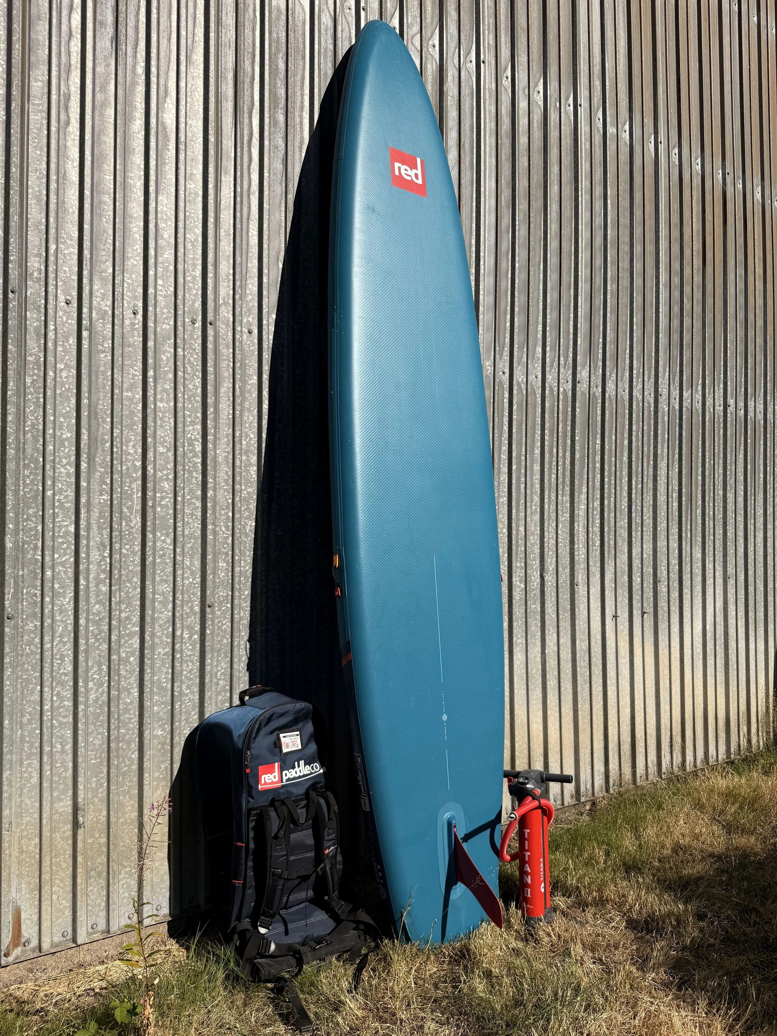 Red_126_side.jpg