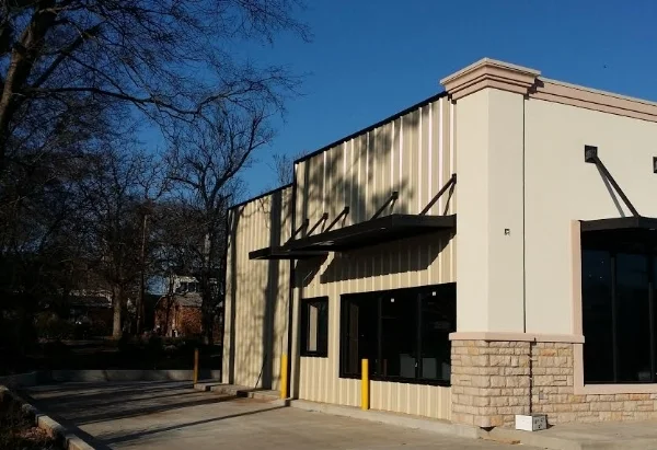 Commercial Storefronts, Warehouses & Facilities