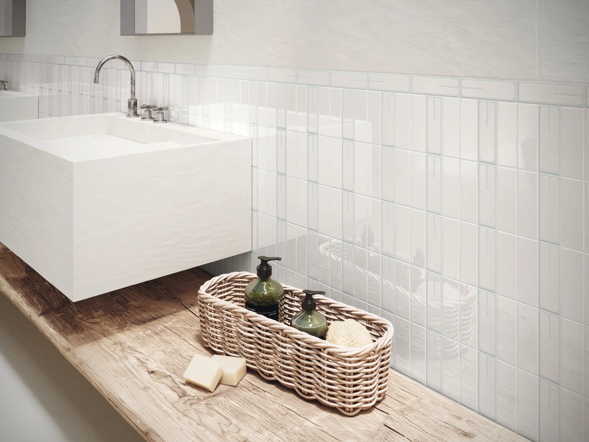 BAUH WHITE GLOSSY &amp; MIES EMPTY PEARL