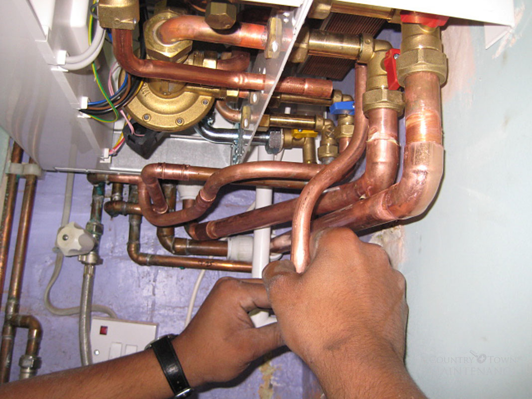 Fitting%20a%20new%20boiler%2021%20Plumbing%20in%20the%20new%20boiler.jpg