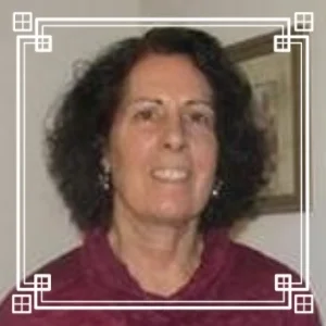 SUSAN RAY Ms. Ray received her Bachelor of Science degree from Villanova University. She completed her Early Childhood training at The Center for Montessori Teacher Education. Her passion for the Montessori Philosophy led to over 10 years of experience working in a Montessori classroom.