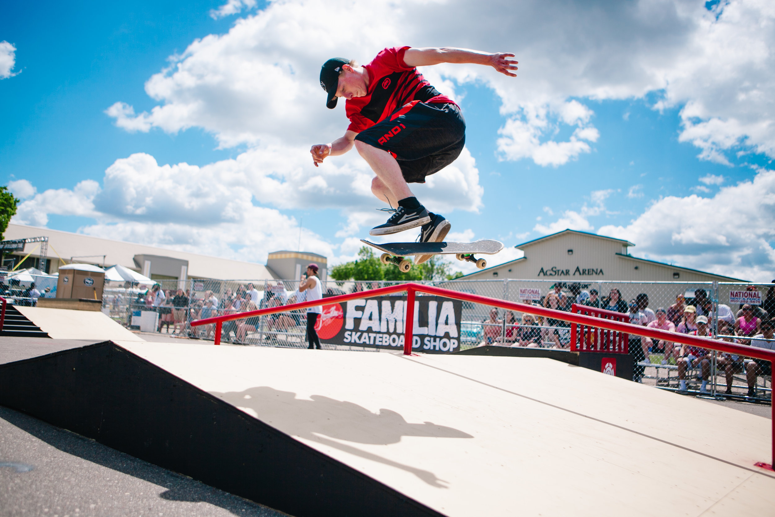 Familia Skateboard Showdown