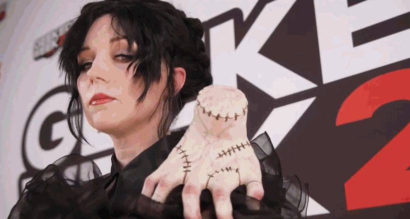 Cosplay Video copy 2.gif