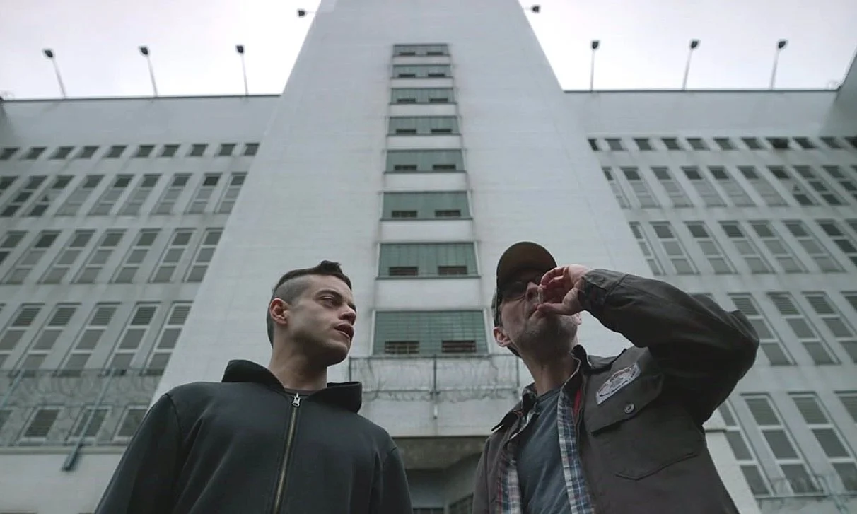 Mr. Robot , Visual Reference
