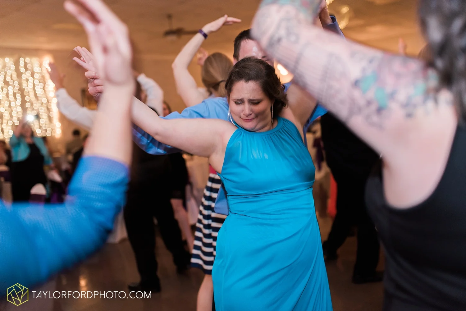 toledo_ohio_wedding_photographer_taylor_ford_photo50.jpg