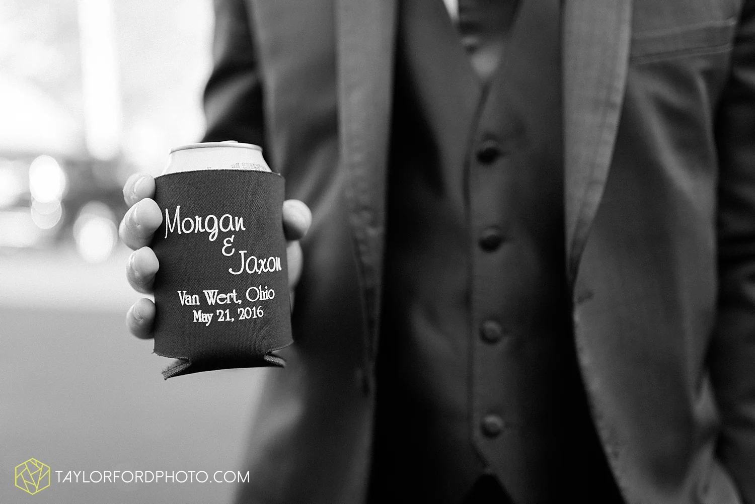 van_wert_ohio_wedding_photographer_taylor_ford_1304.jpg