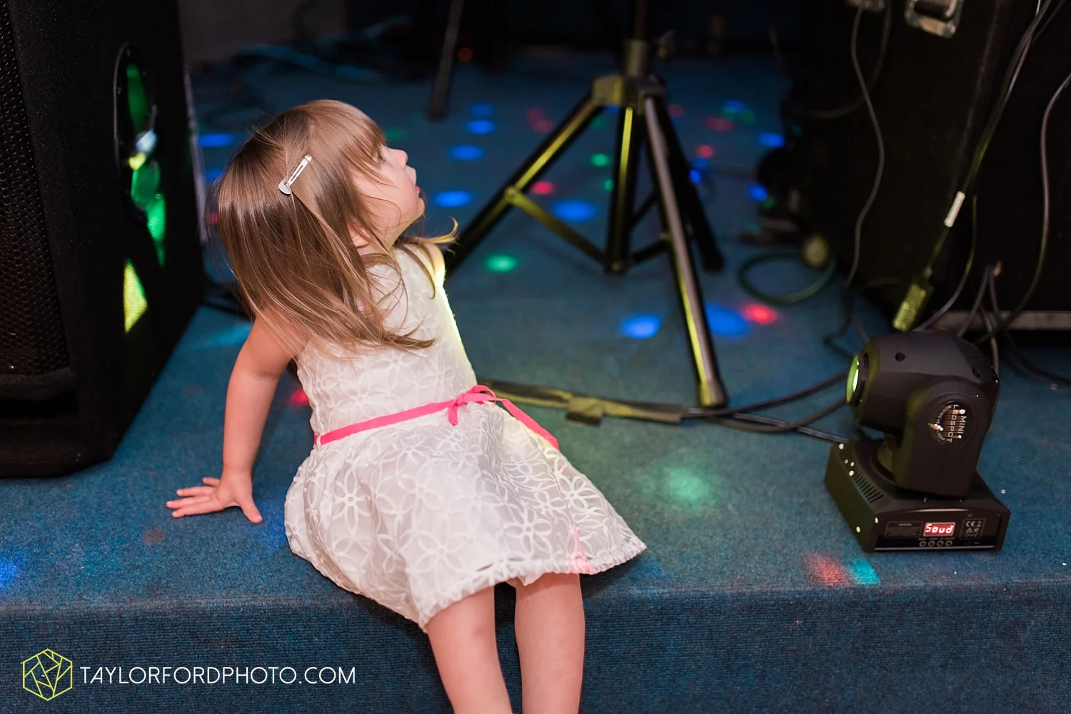 van_wert_ohio_wedding_photographer_taylor_ford_1306.jpg