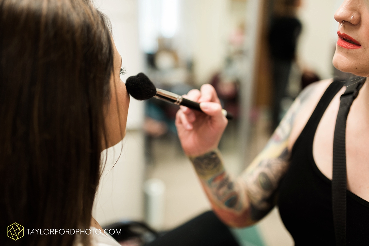 fort_wayne_indiana_wedding_photographer_taylor_ford_ipfw_ballroom_1542.jpg