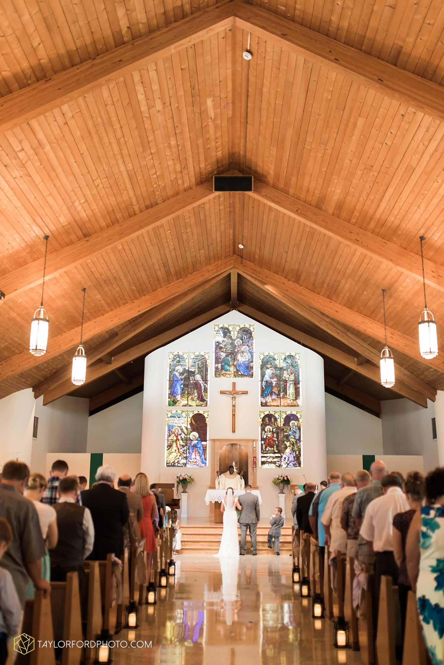 van_wert_wedding_photographer_taylor_ford_ohio_indiana_fort_wayne_2095.jpg
