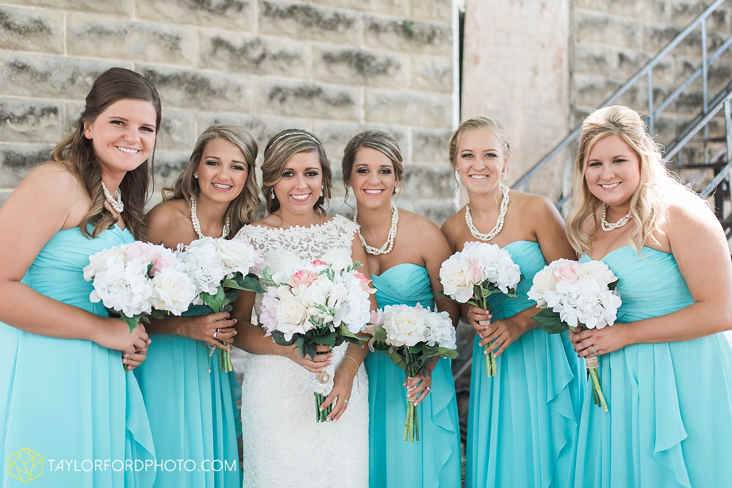 van_wert_wedding_photographer_taylor_ford_ohio_indiana_fort_wayne_2101.jpg