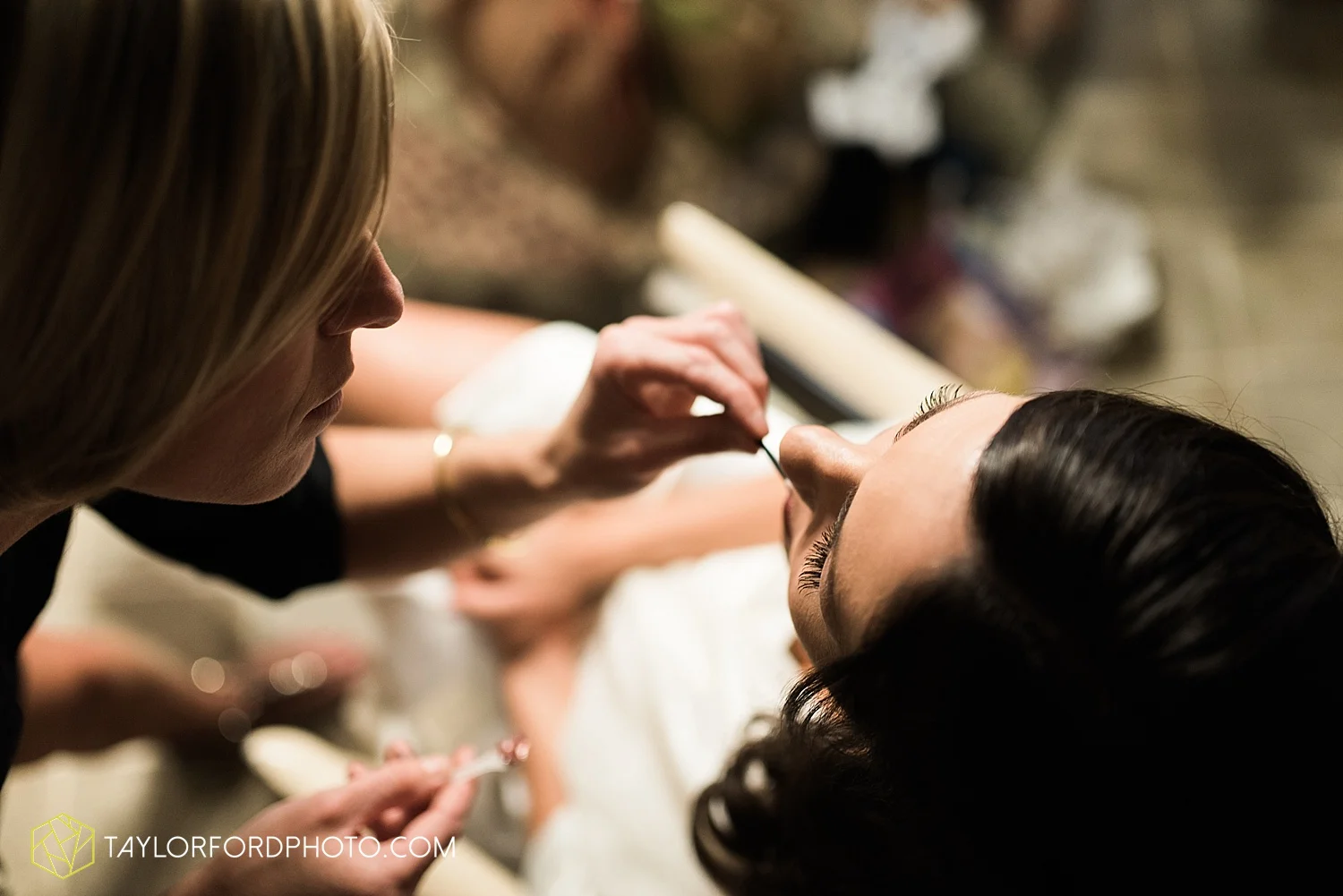 fort_wayne_indiana_wedding_photographer_taylor_ford_dupont_downs_0446.jpg