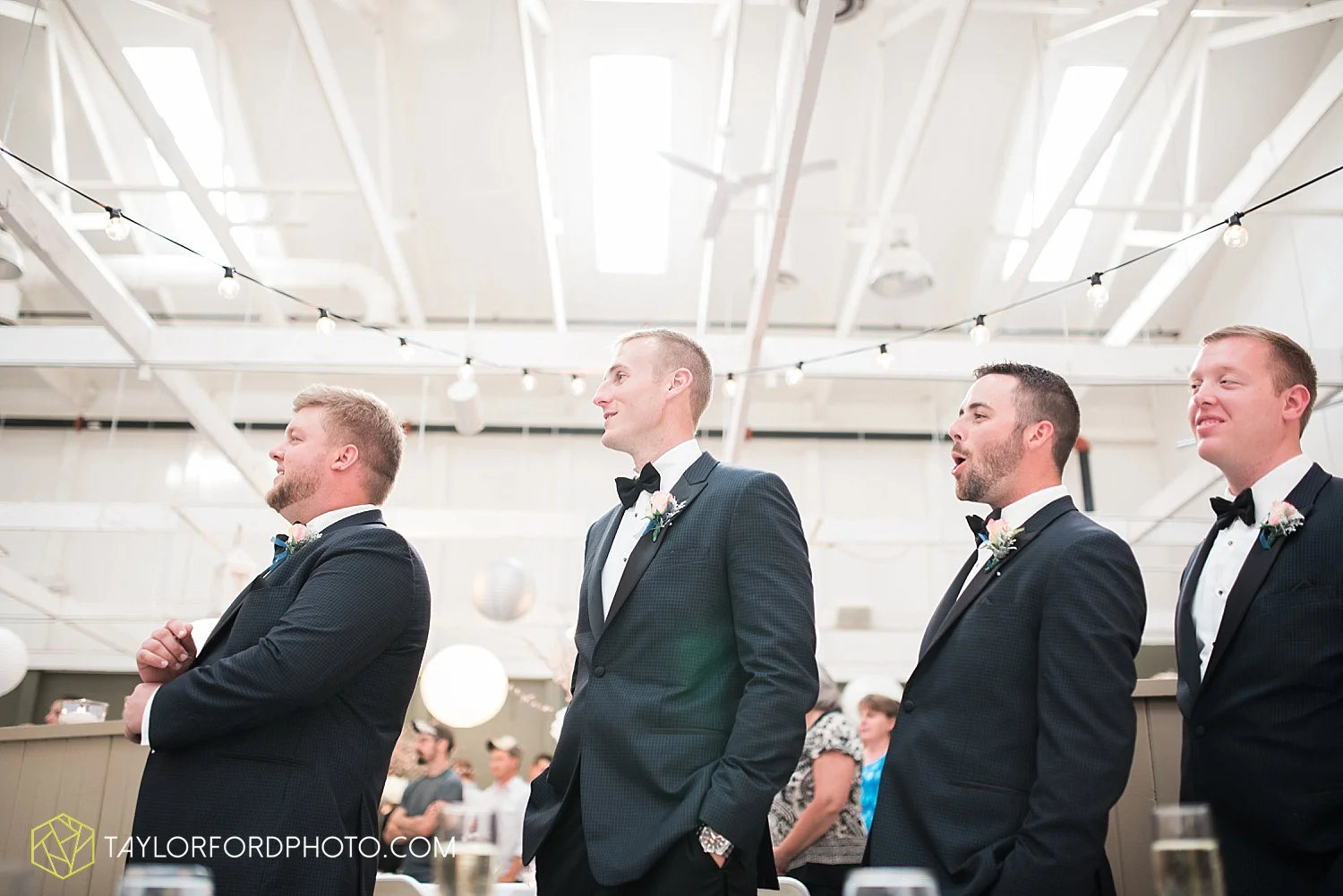 fort_wayne_indiana_wedding_photographer_taylor_ford_dupont_downs_0538.jpg