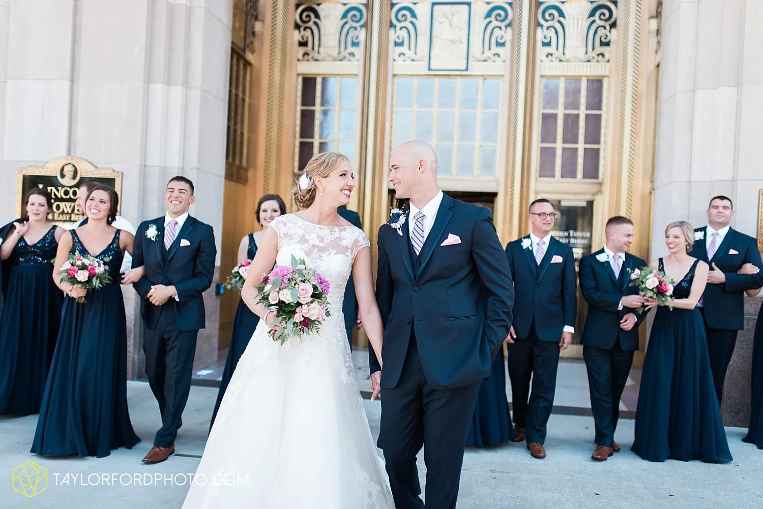 van_wert_ohio_fort_wayne_indiana__photographer_taylor_ford_nashville_tennessee_family_wedding_senior_cerutis_catering_2479.jpg