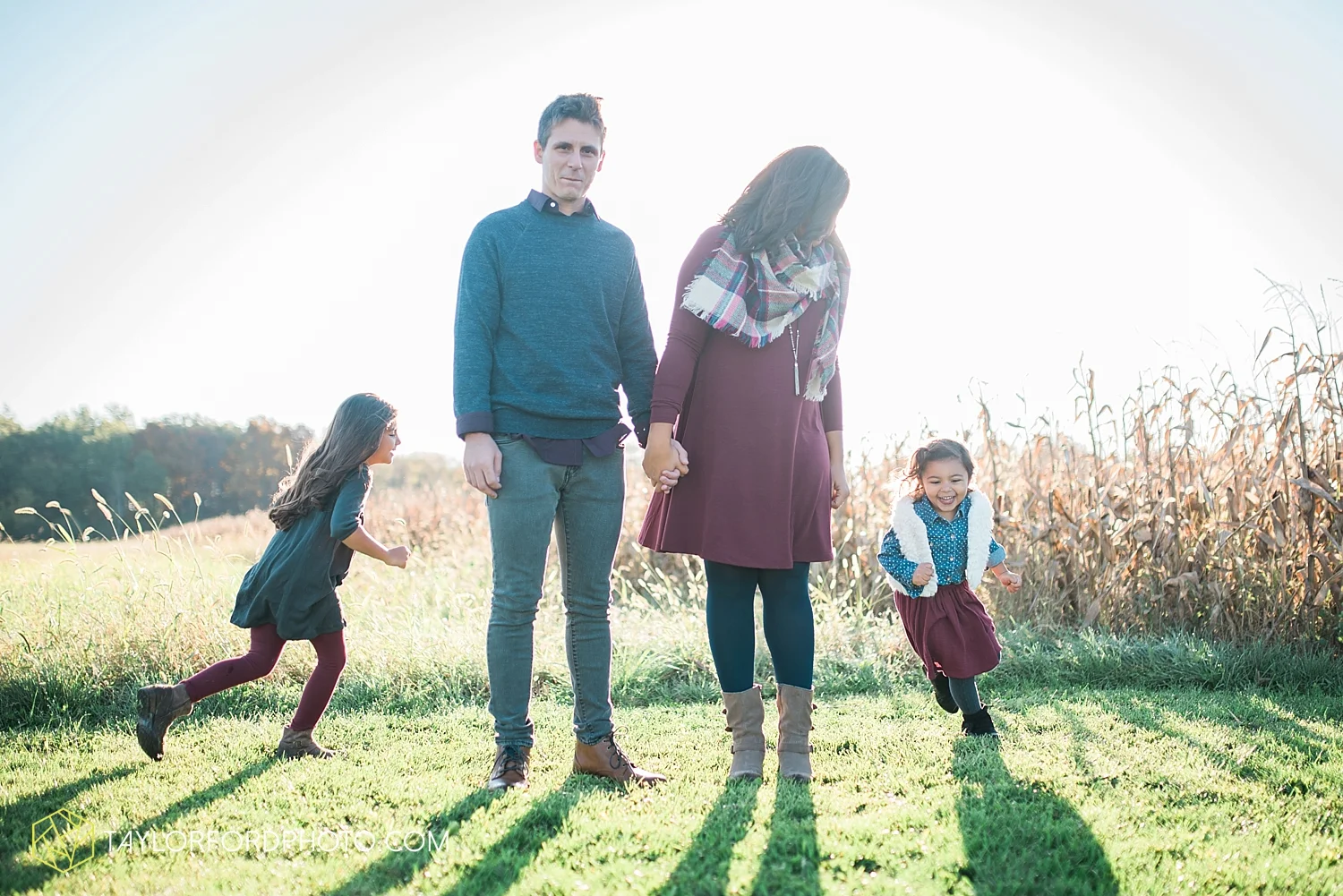 van_wert_ohio_downtown_main_street_fort_wayne_indiana_family_photographer_taylor_ford_3177.jpg