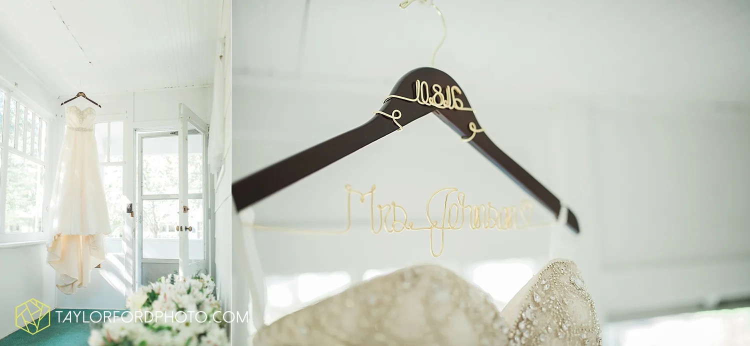 van_wert_ohio_dairy_barn_fairgrounds_fort_wayne_indiana_wedding_photographer_taylor_ford_3240.jpg