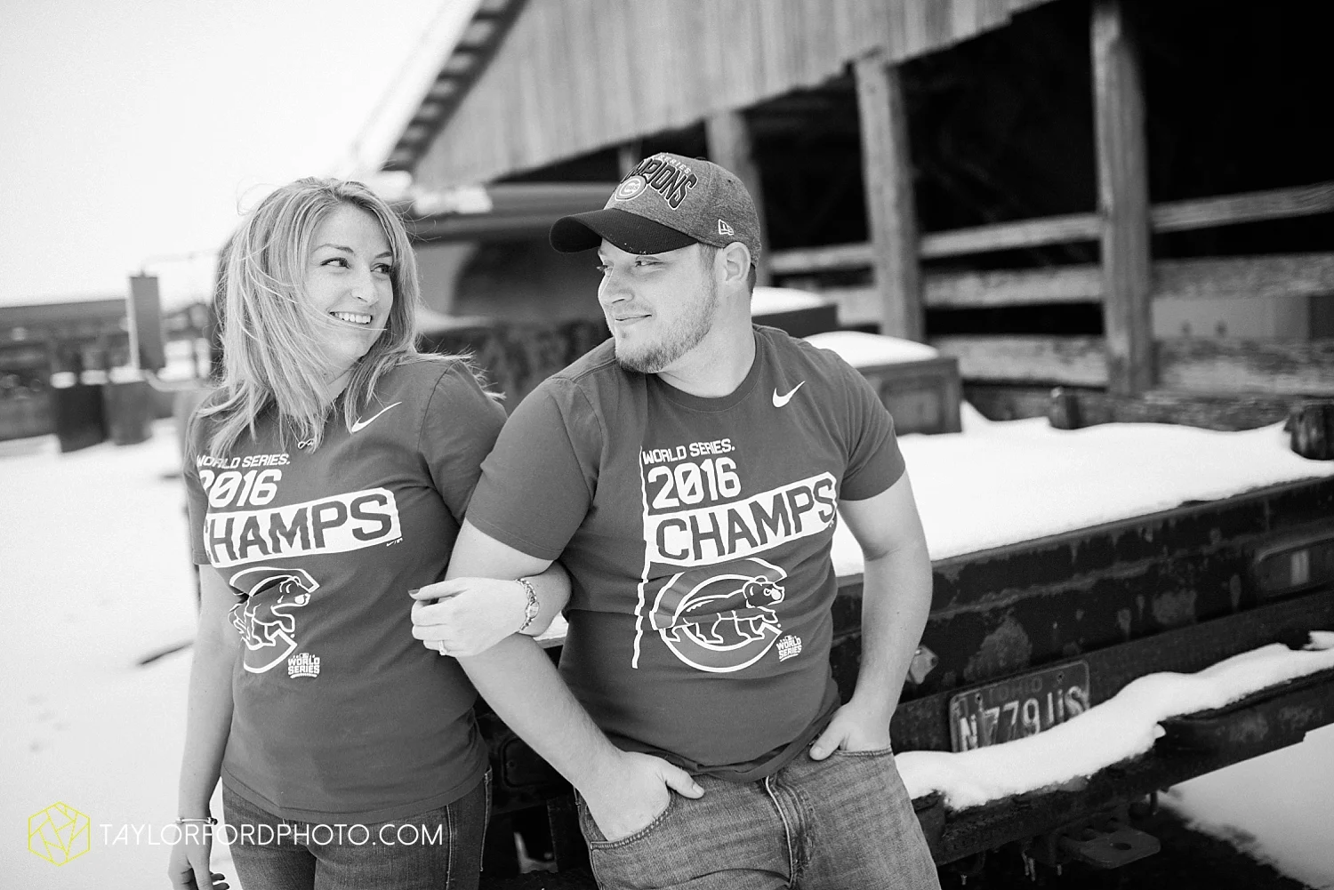 van_wert_ohio_photographer_shawn_and_katelynn_engagement_country_taylor_ford_wedding_photographer_4102.jpg