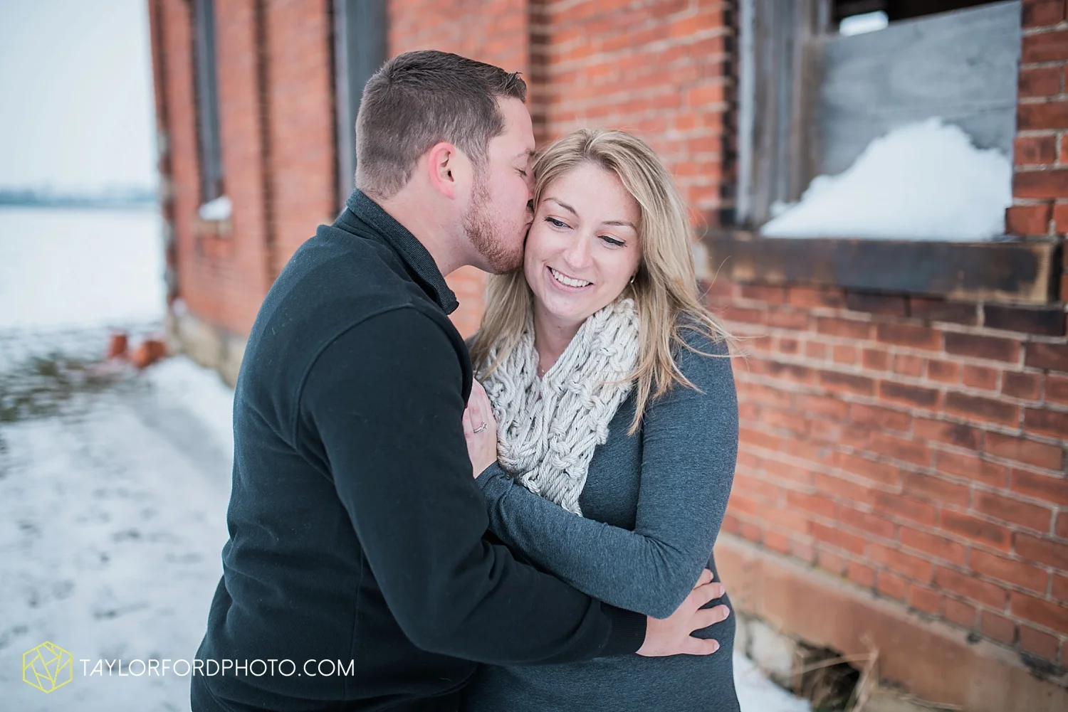 van_wert_ohio_photographer_shawn_and_katelynn_engagement_country_taylor_ford_wedding_photographer_4108.jpg