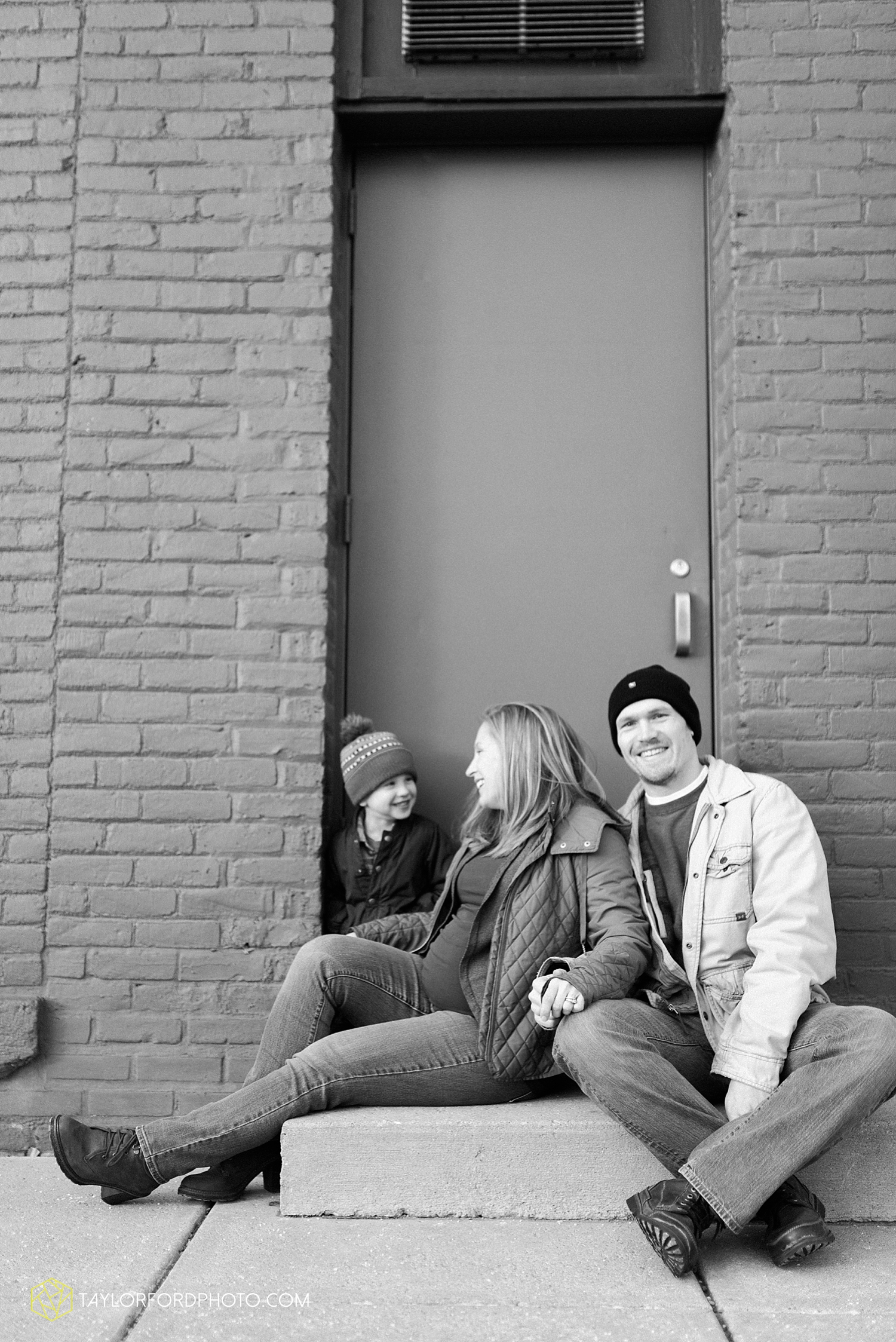 van_wert_ohio_family_photographer_fort_wayne_indiana_taylor_ford_avalos_family_4461.jpg
