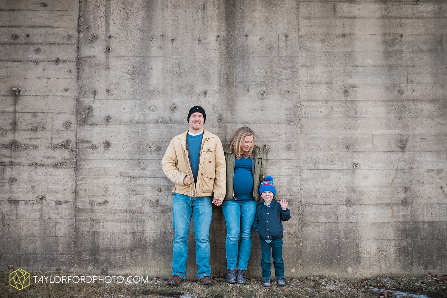 van_wert_ohio_family_photographer_fort_wayne_indiana_taylor_ford_avalos_family_4465.jpg