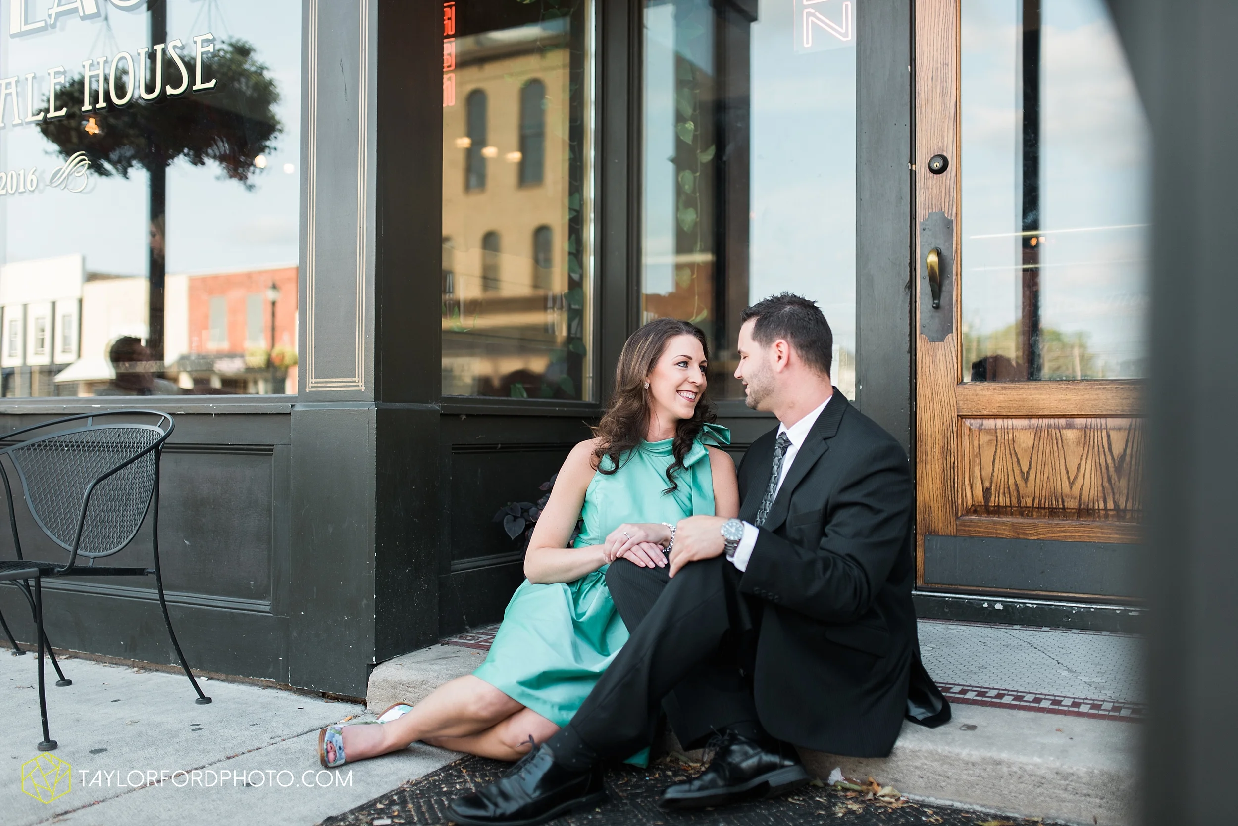 celina-coldwarter-ohio-engagement-wedding-photographer-Taylor-Ford-Photography-Ohio-Indiana_2275.jpg