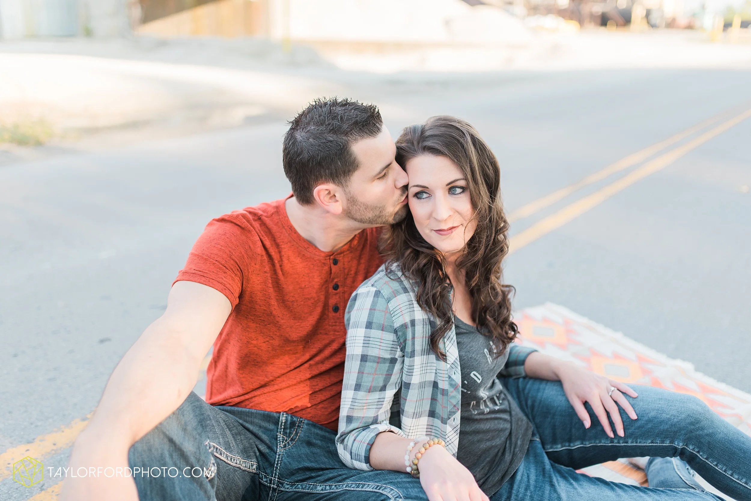 celina-coldwarter-ohio-engagement-wedding-photographer-Taylor-Ford-Photography-Ohio-Indiana_2290.jpg