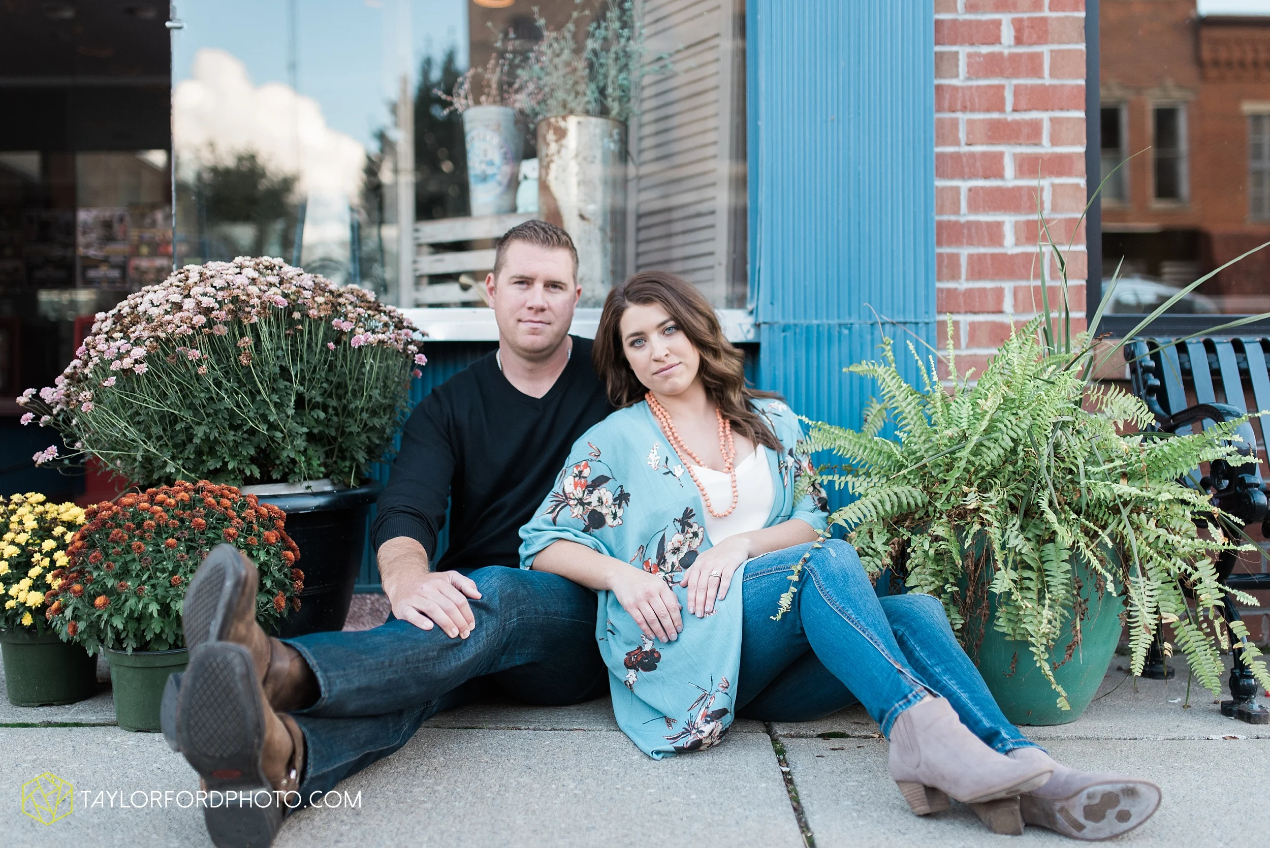 van-wert-ohio-engagement-wedding-photographer-Taylor-Ford-Photography_3601.jpg