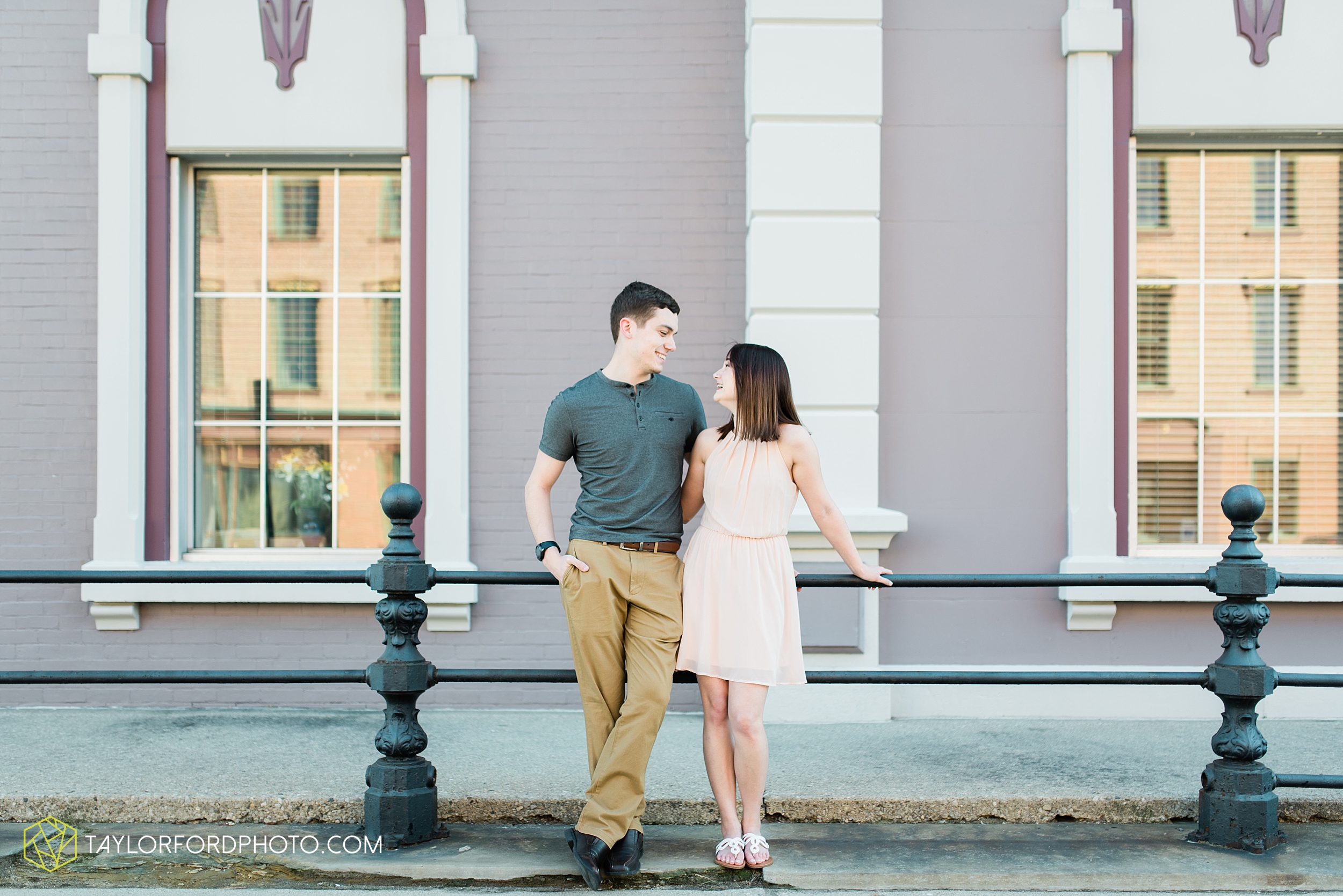 troy-ohio-engagement-wedding-photographer-Taylor-Ford-Photography_7005.jpg