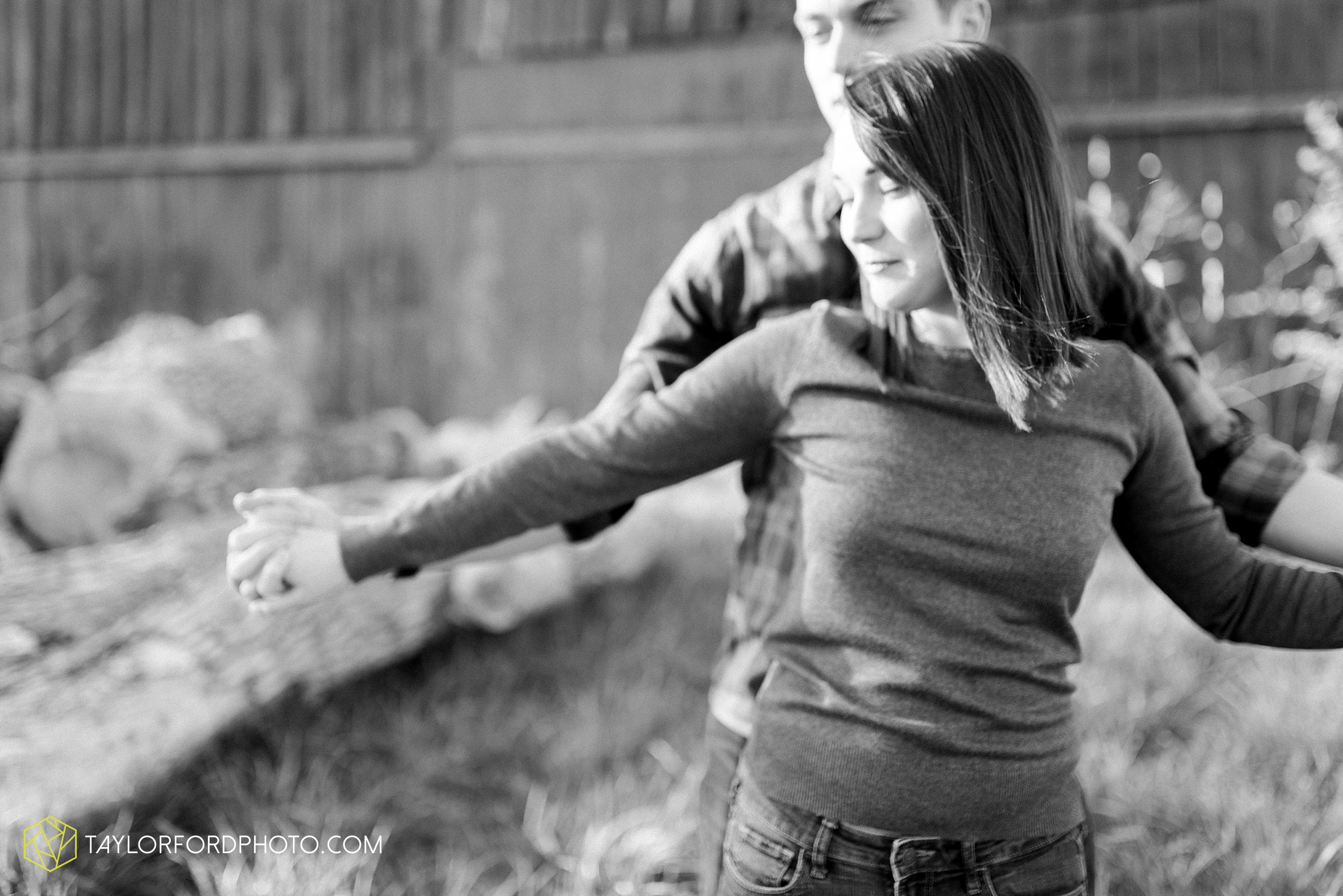 troy-ohio-engagement-wedding-photographer-Taylor-Ford-Photography_7014.jpg