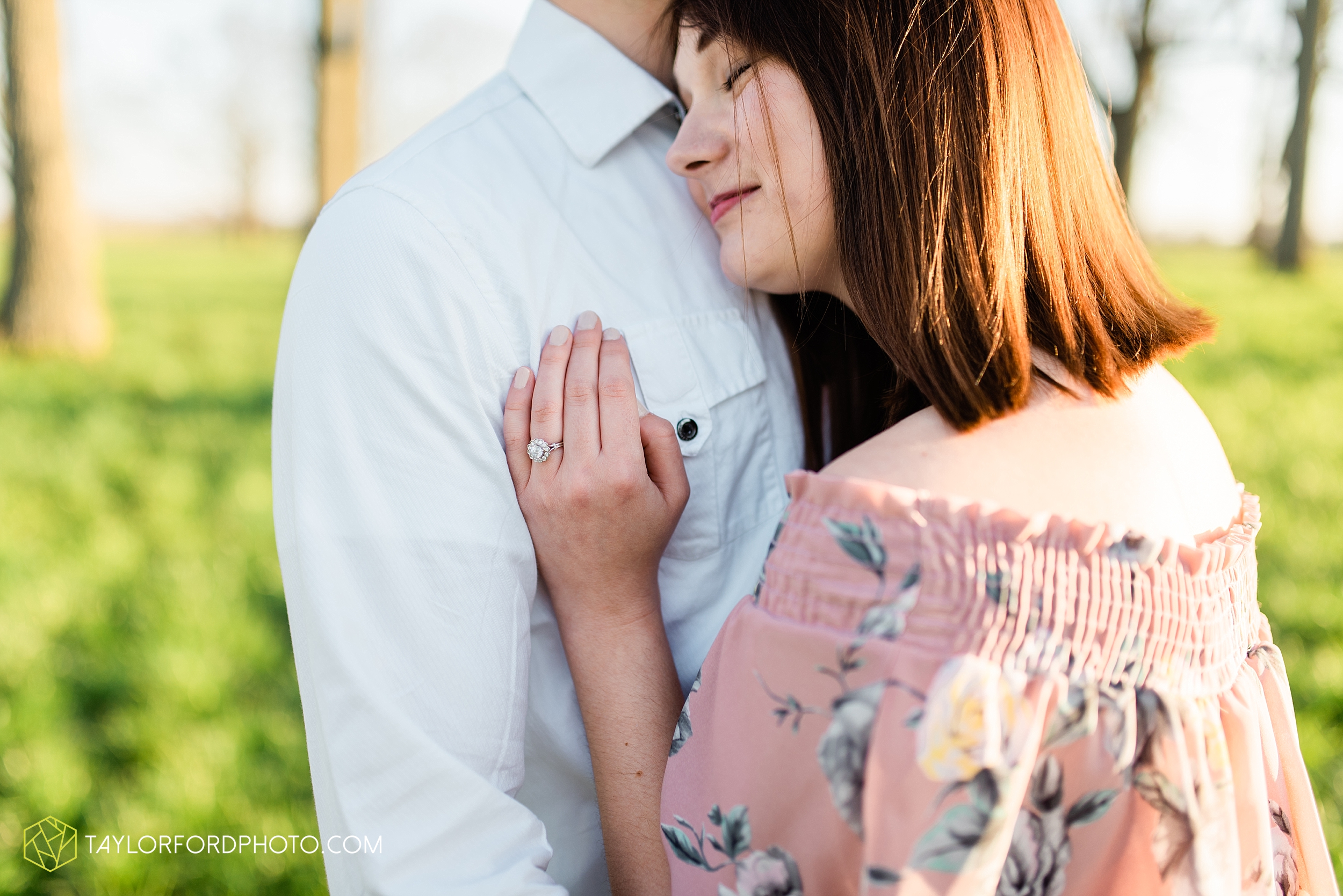troy-ohio-engagement-wedding-photographer-Taylor-Ford-Photography_7040.jpg