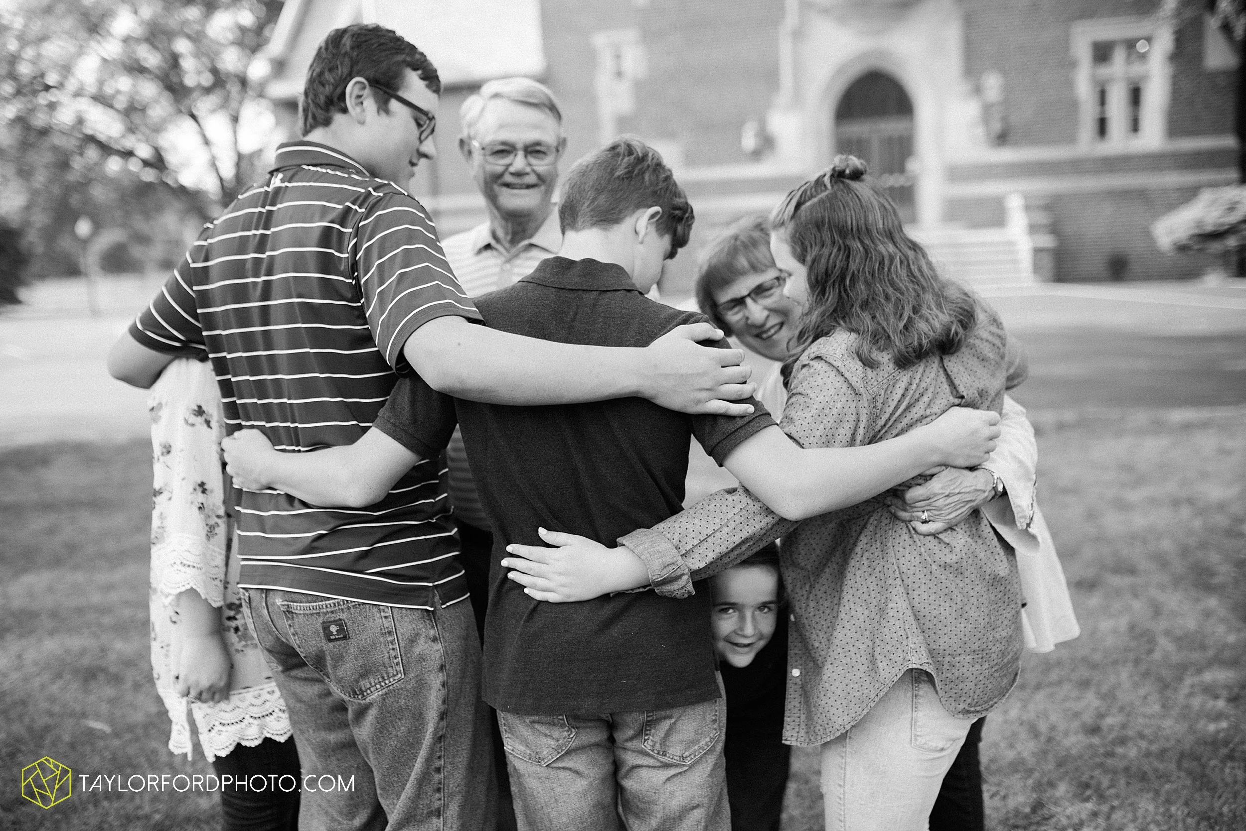 marsh-foundation-van-wert-ohio-family-photography-taylor-ford-hirschy-photographer_3604.jpg