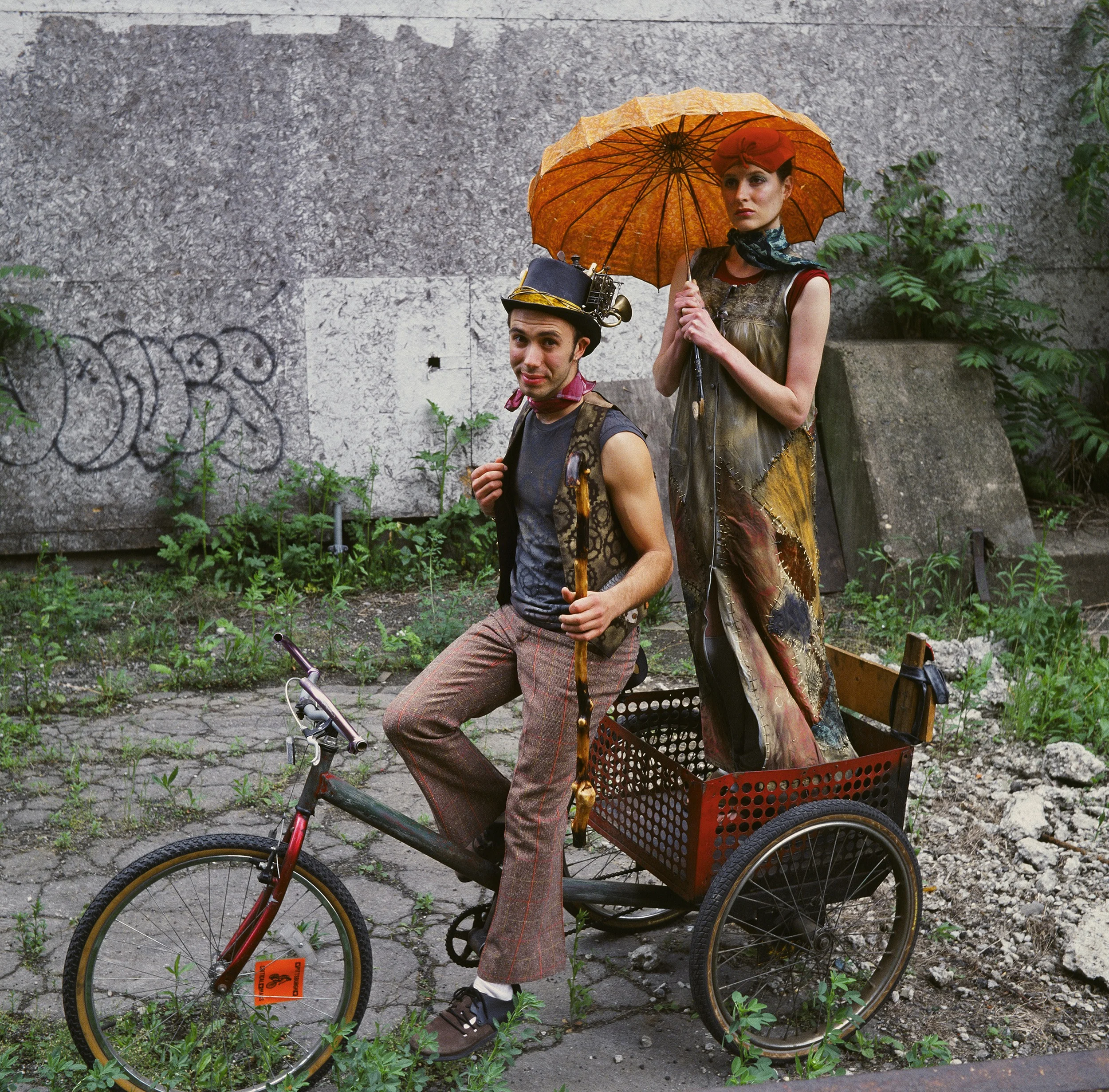 Zany Umbrella Circus performers Ben Sota & Erin Carey