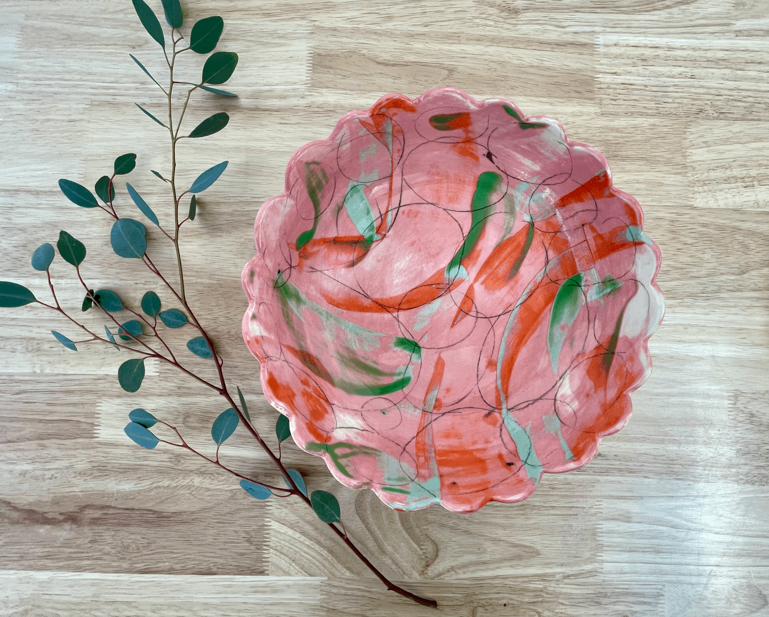 Fruit / Serving Bowl in Pink