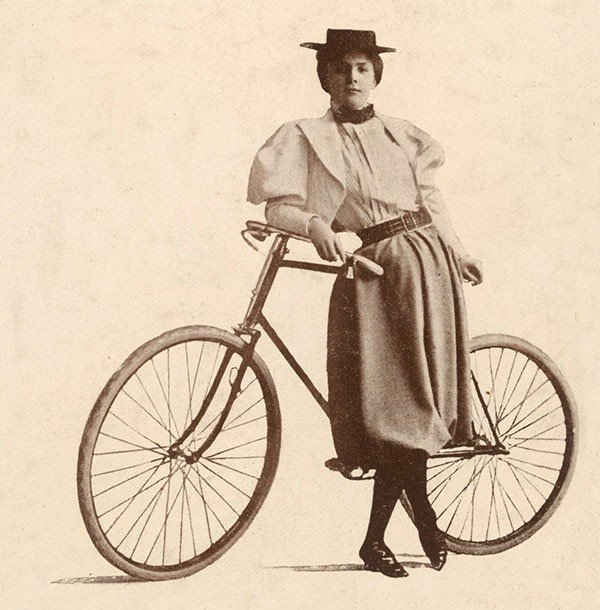 Women Who Wheel': How the Bicycle Craze of the 1890s Helped to Expand  Women's Freedom