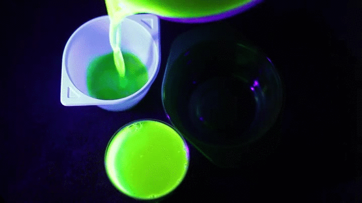 Glow jello magic!