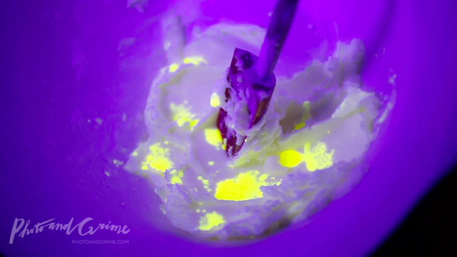 Vitamin B2 is neon yellow in blacklight.