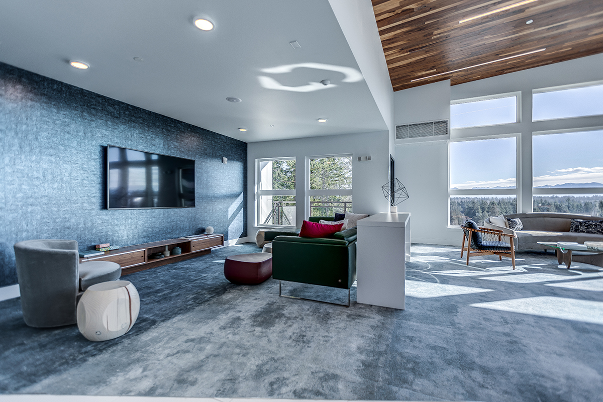 Sky Lounge