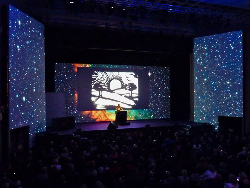 Sand Artist | Charlene Lanzel performing live.