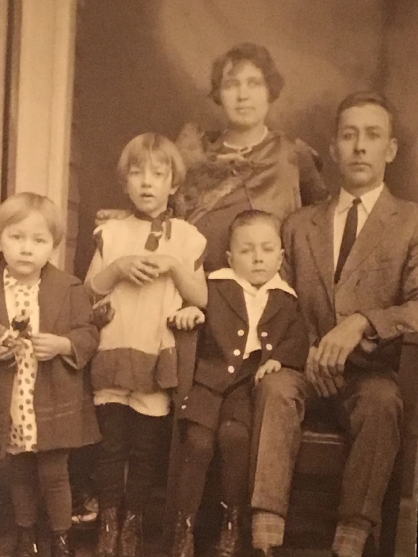 Sonia and my great-grandfather, Henry and their first three children. My grandmother is on the far left of this photo..