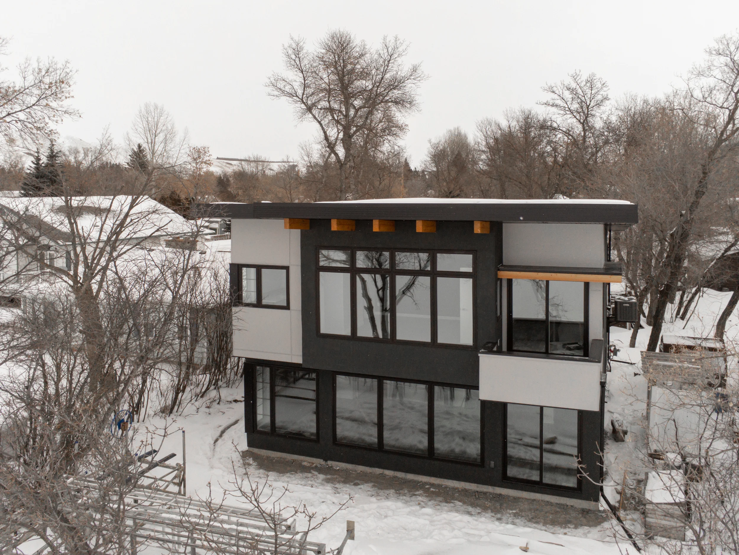 Katepwa Cottage - 72 Elm-1.jpg
